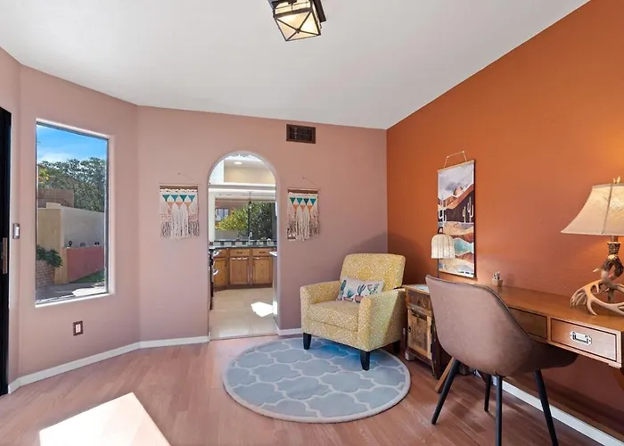 Southwestern Paradise, Simply Classic 4bed 3bath * Oro Valley