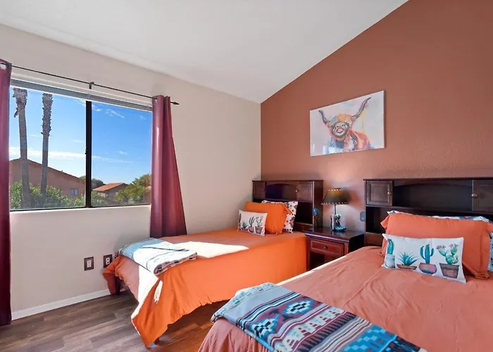 Holiday home Southwestern Paradise, Simply Classic 4bed 3bath *