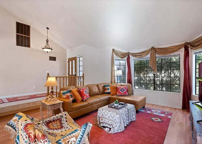 Holiday home Southwestern Paradise, Simply Classic 4bed 3bath *