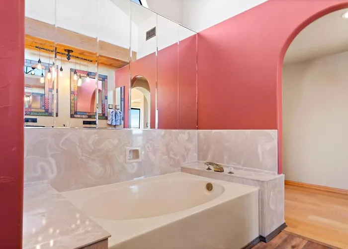 Holiday home Southwestern Paradise, Simply Classic 4bed 3bath