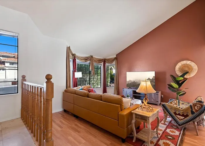 Southwestern Paradise, Simply Classic 4bed 3bath * Oro Valley